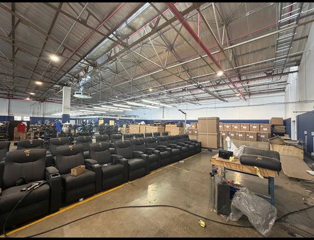 2,084M² WAREHOUSE TO LET IN BLACKHEATH INDUSTRIAL